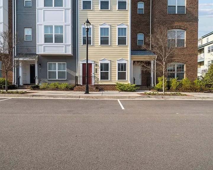 5302 Masons Ln — Photo 2