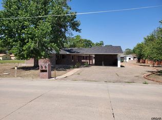 325 Barrett Ave, Canon City, CO 81212