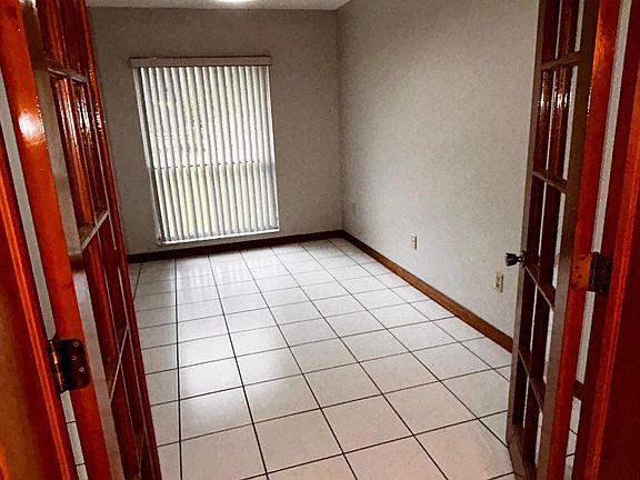 Office/bedroom