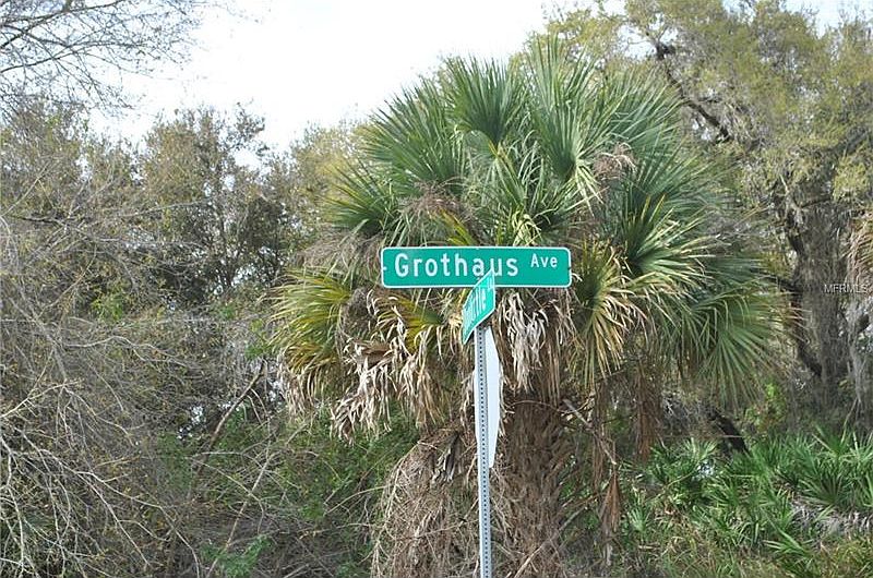 2nd image of 14473 Grothaus Ave