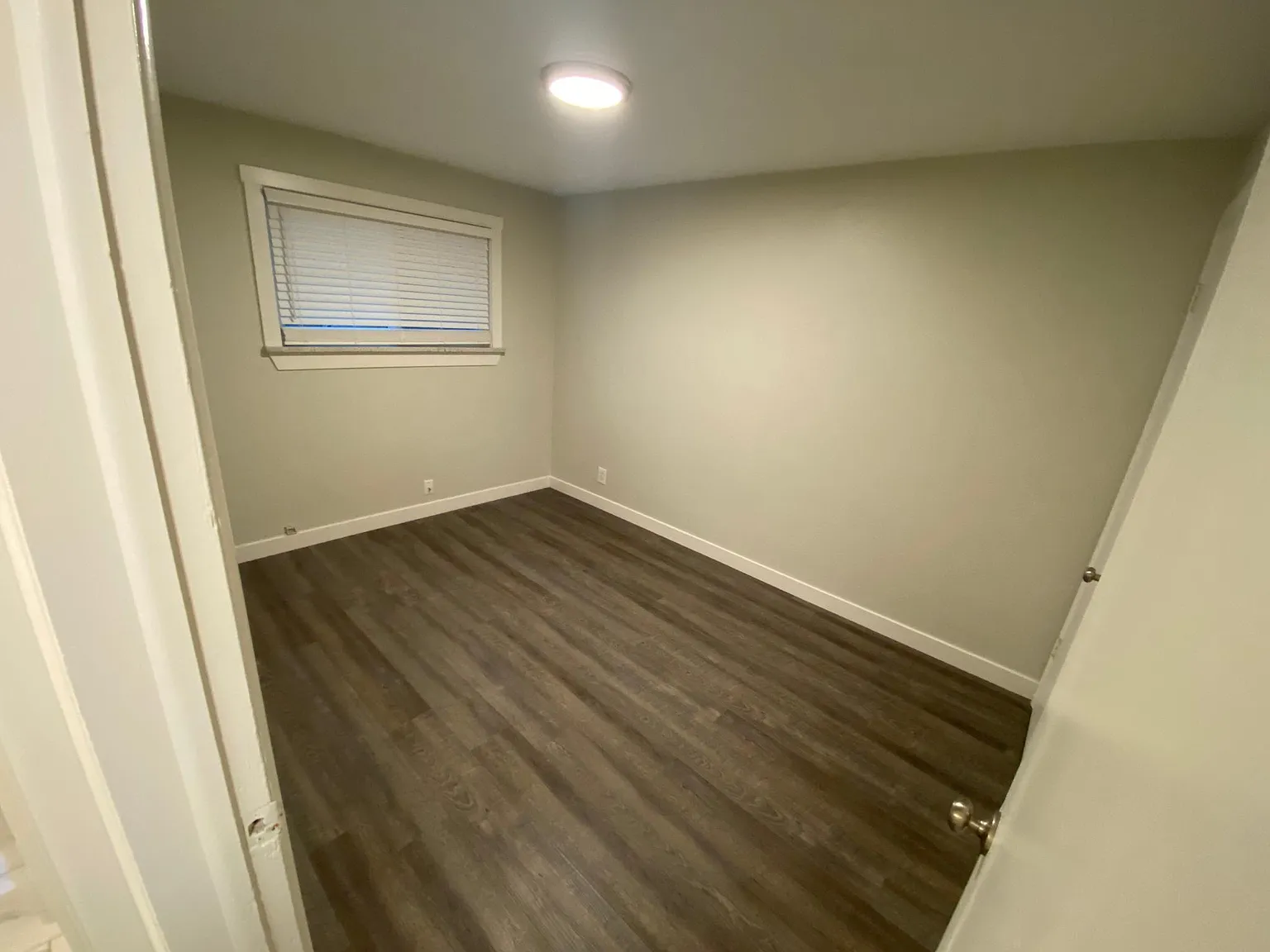 2 bed, 900 sqft, $1,175 — Photo 2