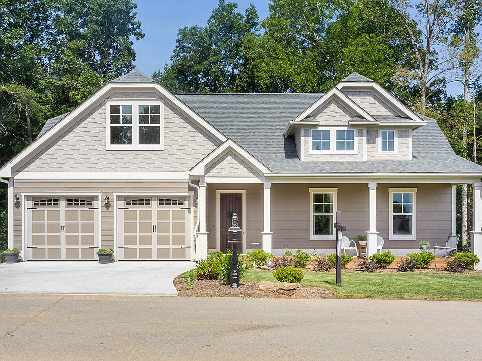 1st image of 828 River Gorge Dr