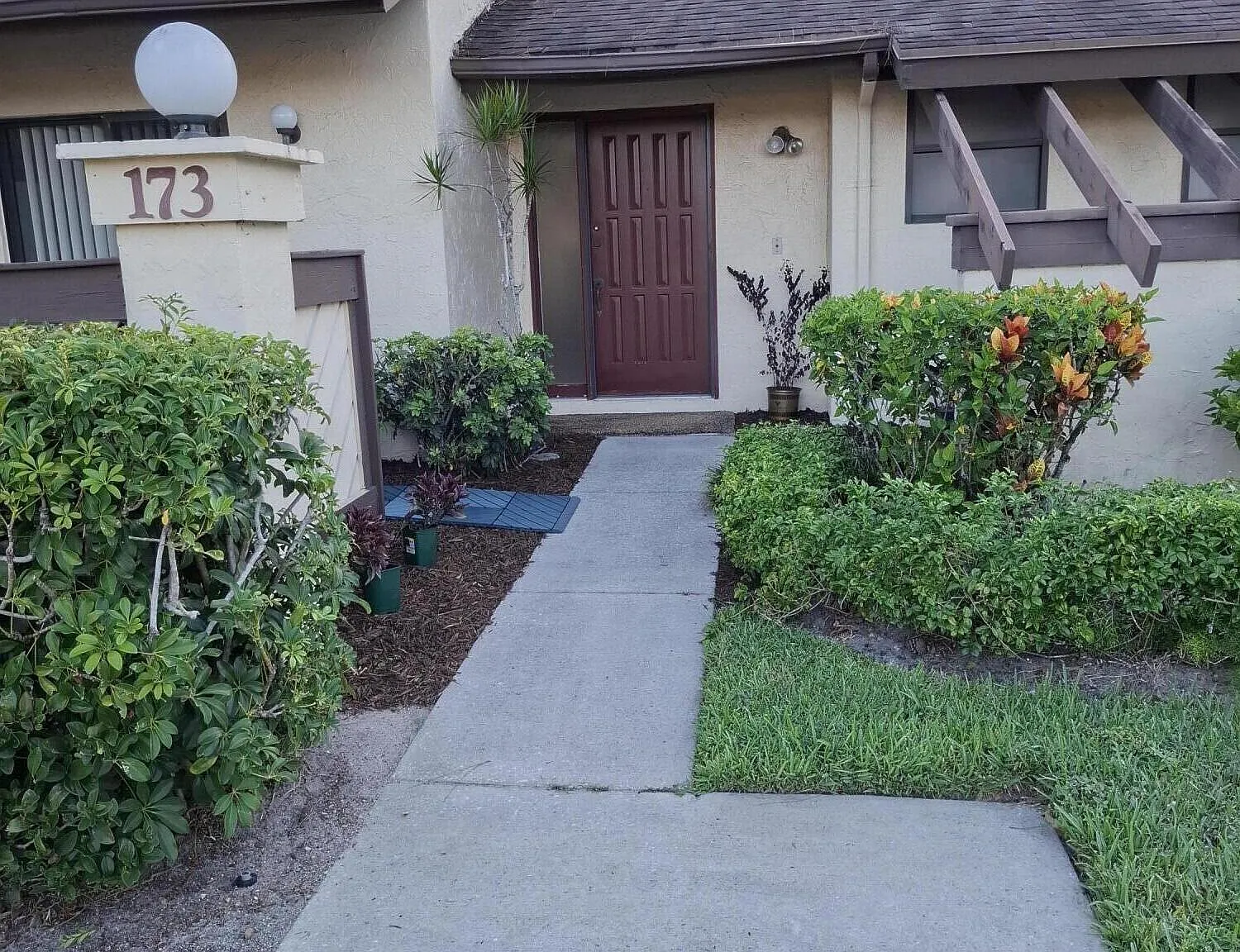 2 bed, 2.0 bath, 1112 sqft, $2,200 — Photo 2