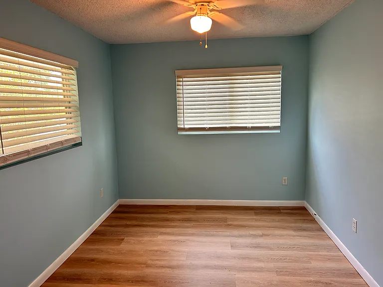 Second bedroom