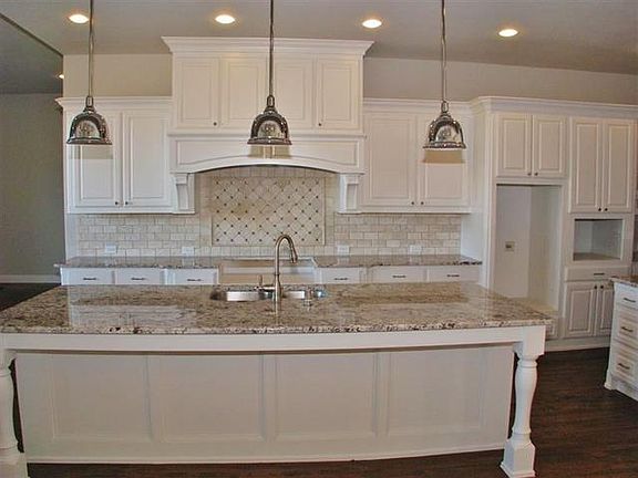 5th image of 4500 Bristle Leaf Ln