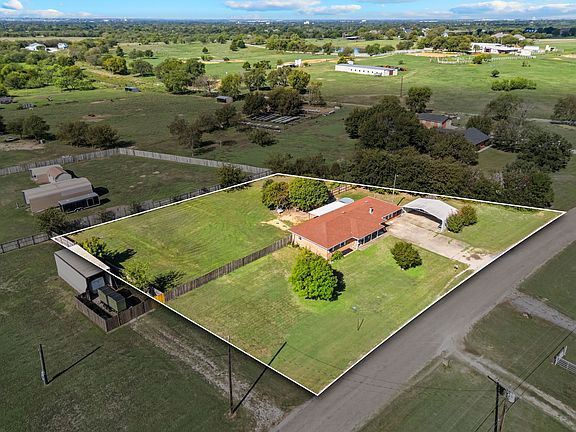 2nd image of 1255 County Road 260