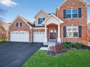 3803 Ivy Ln, Elgin, IL 60124