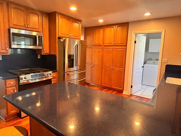 16542 Fountain Ln — Photo 13