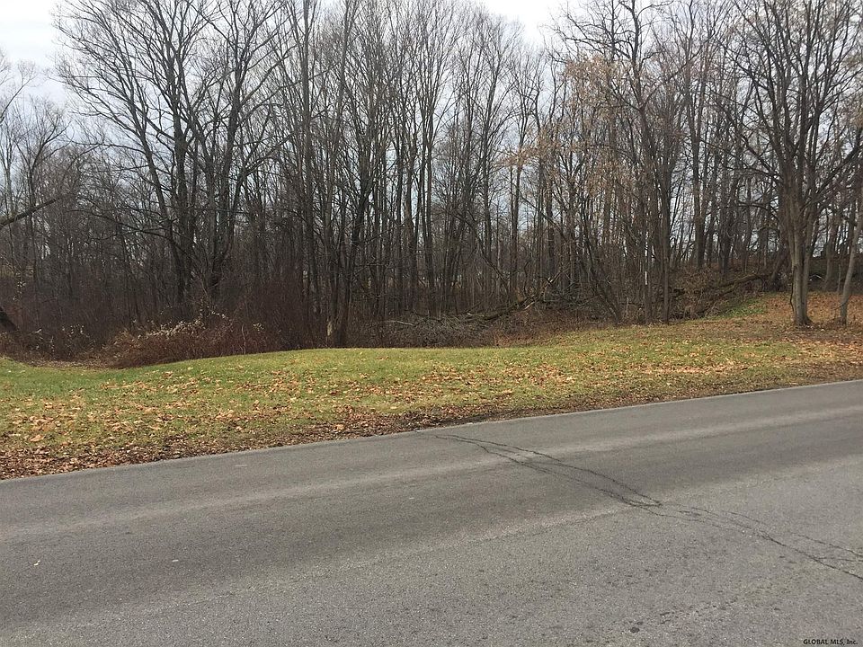 2nd image of 30 N School St