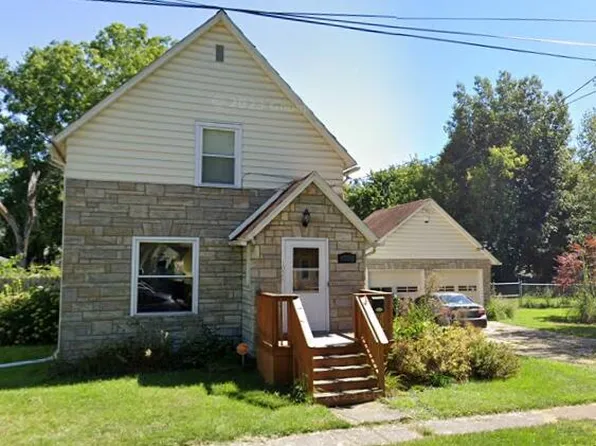 1026 Washburn Ave, Kalamazoo, MI 49048