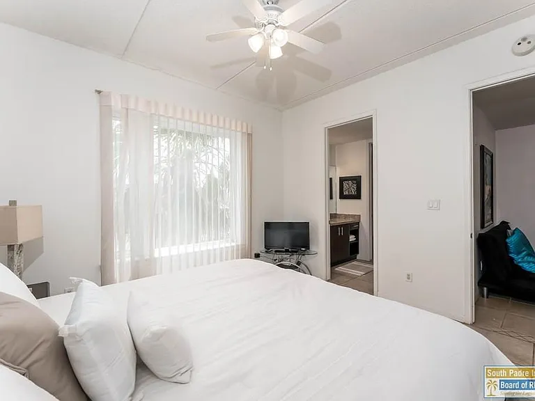 5909 Padre Blvd #201 — Photo 16