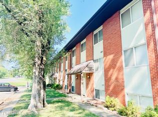 500 E 135th St APT 6-A, Grandview, MO 64030