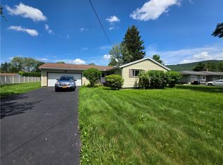 5 Suburban Dr, Elmira, NY 14903