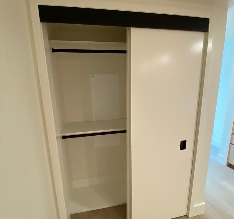 1st image of 950 Tennessee St #3XX