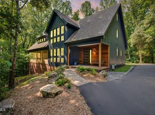 379 Hideaway Farm Rd, Piney Flats, TN 37686