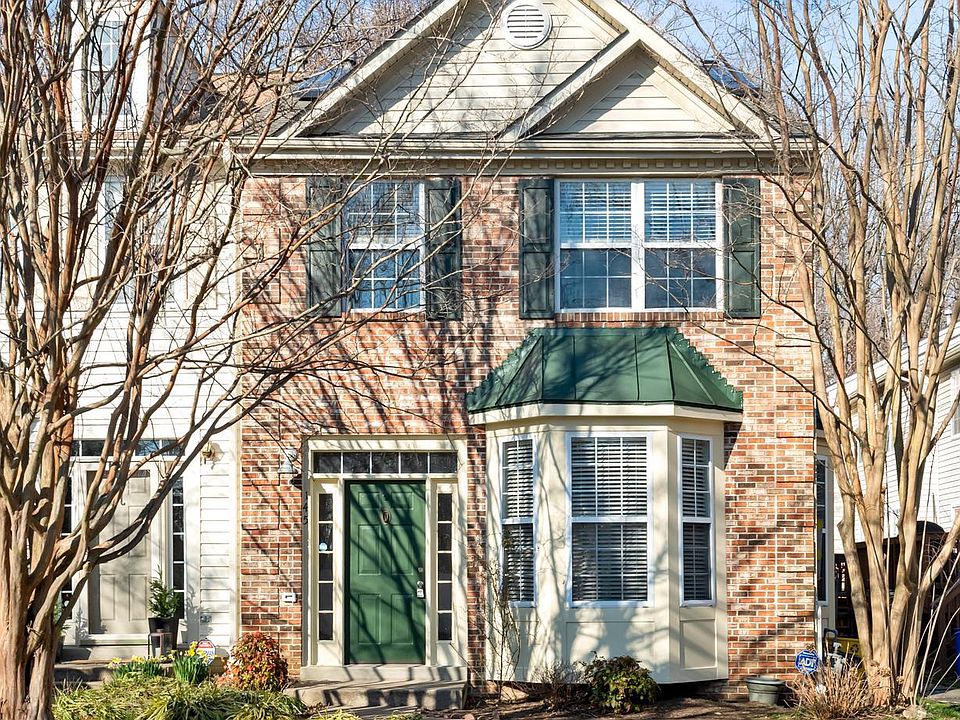1st image of 145 Quiet Waters Pl
