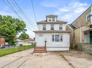 883 Manor Rd, Staten Island, NY 10314