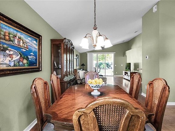 5th image of 33816 Terragona Dr