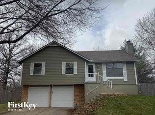 1934 SW 5th St, Lees Summit, MO 64081