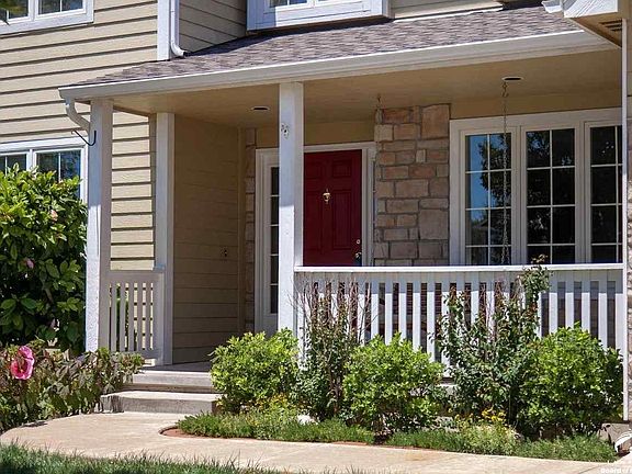 3234  Huntington Rd Lawrence, KS listing photo #2