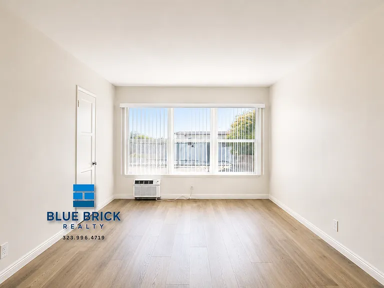 122 N Adams St #18 — Photo 5