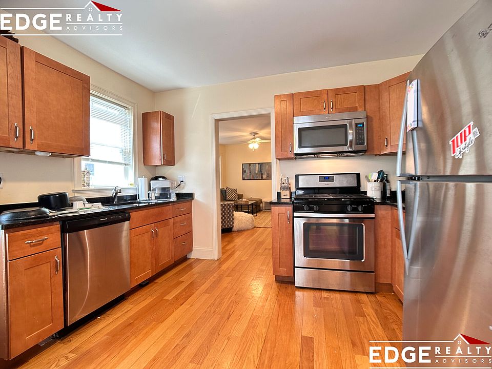 1st image of 74 Brooks St #1