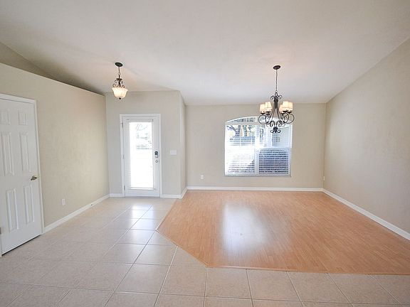 3rd image of 27 Volunteer Ln