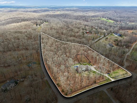 3rd image of 5751 Pinewood Rd