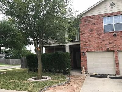 2438 Green Meadows Ln, Buda, TX, 78610