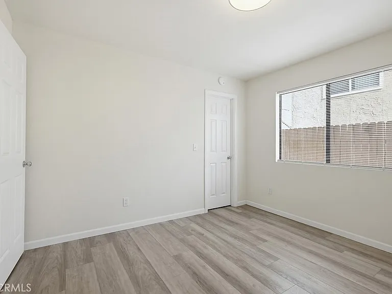 4881 Vista Dr #3 — Photo 33
