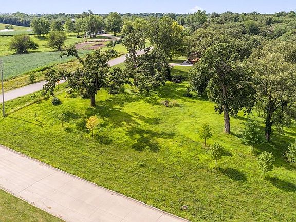 2nd image of N Oaks Dr Lot 1