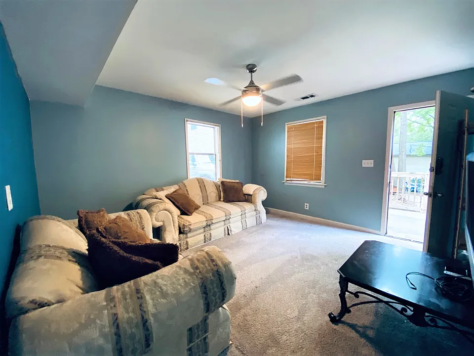 1027 Curran St NW #1