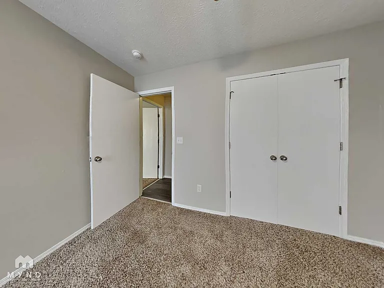 1119 S Brown Ave — Photo 14