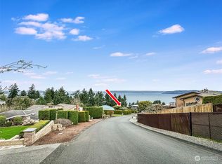 5740 Overlook Ave NE, Tacoma, WA