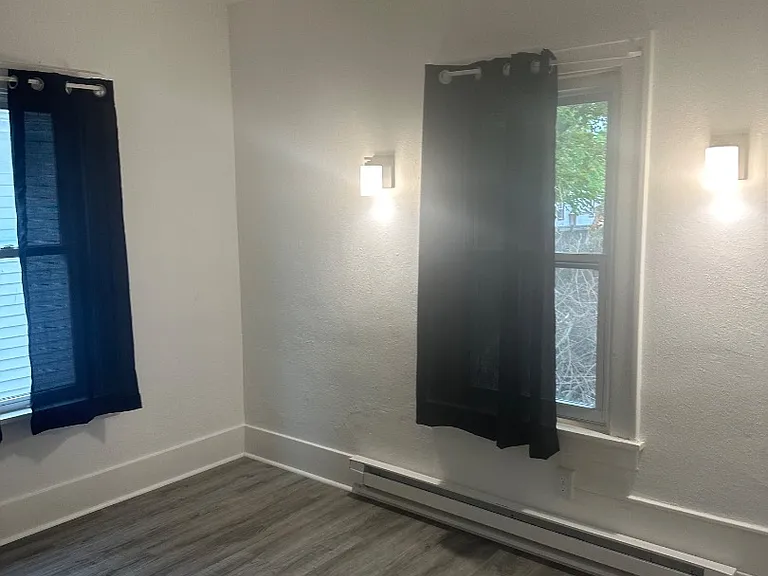 Unit Photo