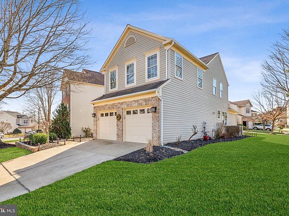 2nd image of 6600 Green Glen Ct