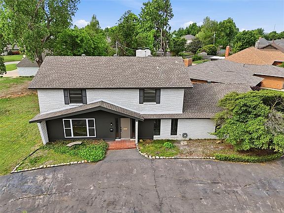 3rd image of 3000 Kerry Ln