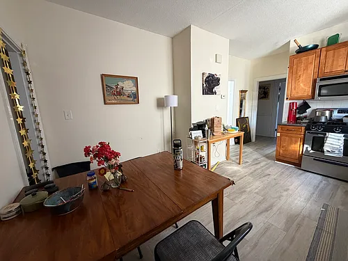 68 Winchester St #1R Photo 1