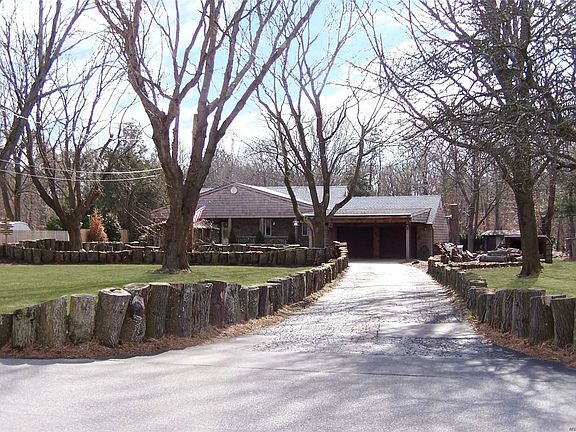 4th image of 20 Cedar Ave