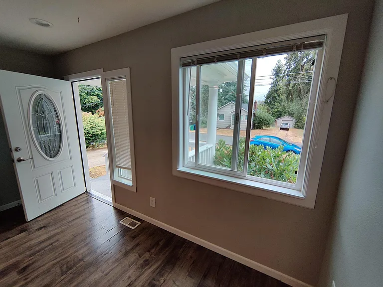14721 32nd Ave NE — Photo 52