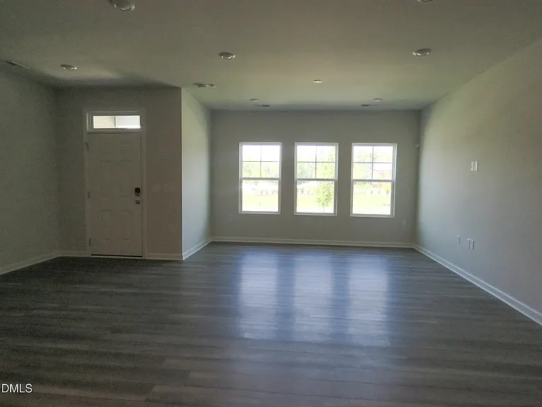 5118 Anamosa St — Photo 14