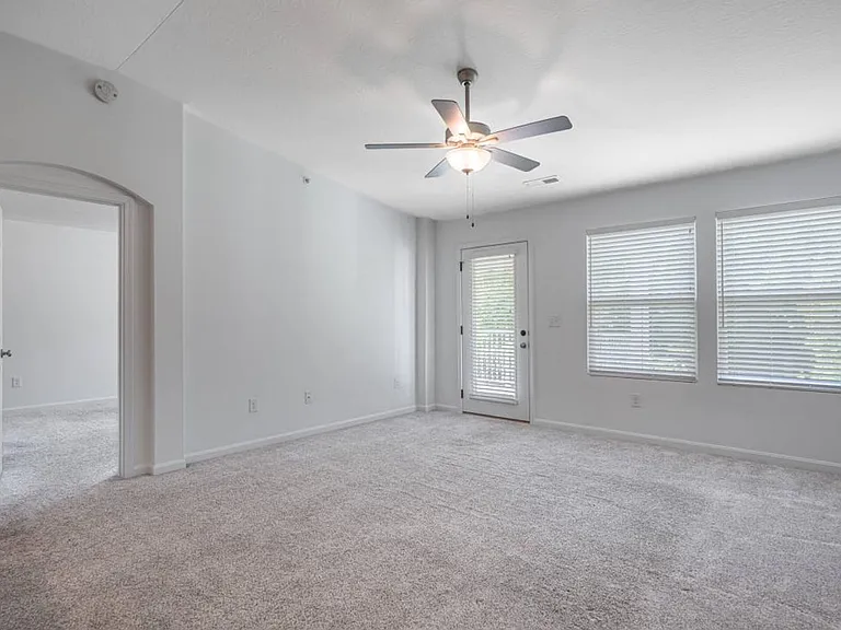 184 Old Pond Rd — Photo 8
