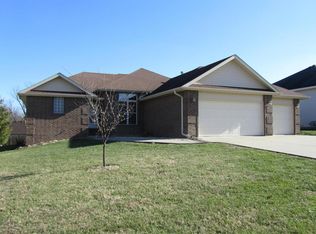 5038 S Greenfield Rd, Battlefield, MO 65619