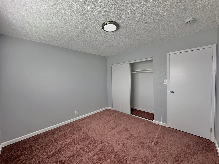 3806 39th Ave — Photo 14