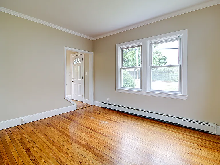 614 River Ave — Photo 9