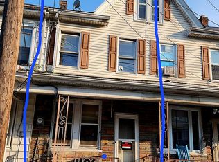 216 W Saylor St, Mount Carmel, PA 17851