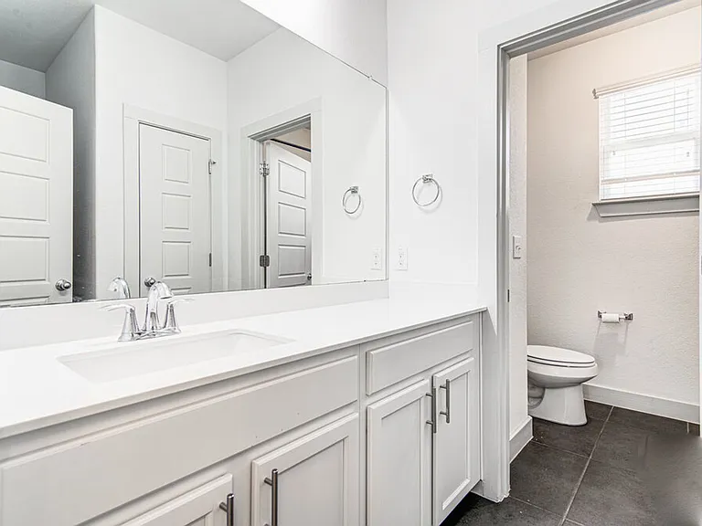 2117 Maxwell Ln — Photo 22