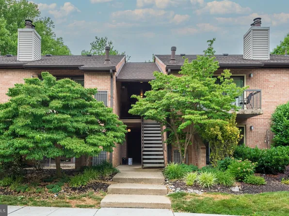 97 Le Forge Ct, Chesterbrook, PA 19087