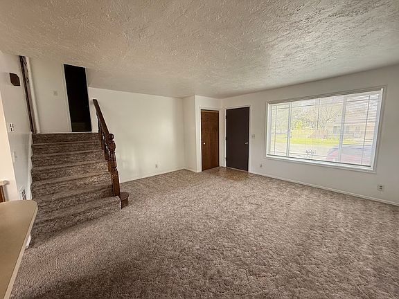 5th image of 1772 Caribou St