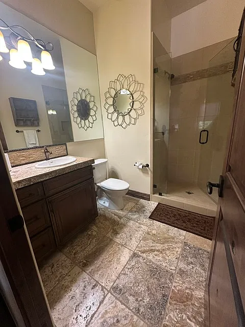 4 bed, 3534 sqft, $5,900 — Photo 3